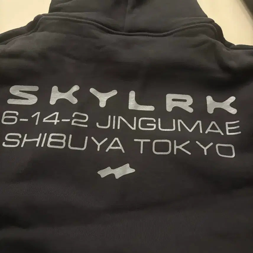 [BUNJANG] Skylark Tokyo Pop-up Hoodie L / 스카이라크 도쿄 팝업 후드 L