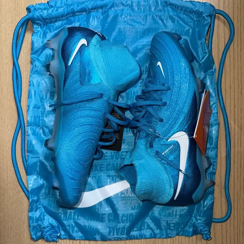 [BUNJANG] Nike Phantom GX 2 Elite FG Soccer Cleats (255mm) / 나이키 축구화 255 팬텀 GX(루나)2 엘리트
