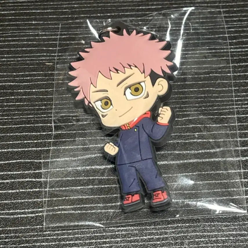 [BUNJANG] Jujutsu Kaisen Yuji Itadori Rubber Keychain / 주술회전) 이타도리 유지 러버 키링 고무 극장용품