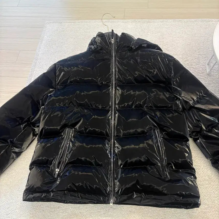 [BUNJANG] Volante High Gloss Padded Jacket / 볼란테 하이글로시 패딩
