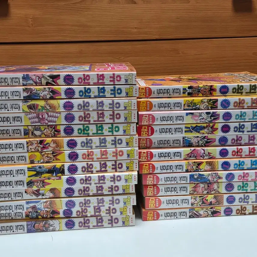 [BUNJANG] Yu-Gi-Oh! Manga Collection Old Edition Volumes 1-24 / 유희왕 만화책 구판 1-24권 소장용