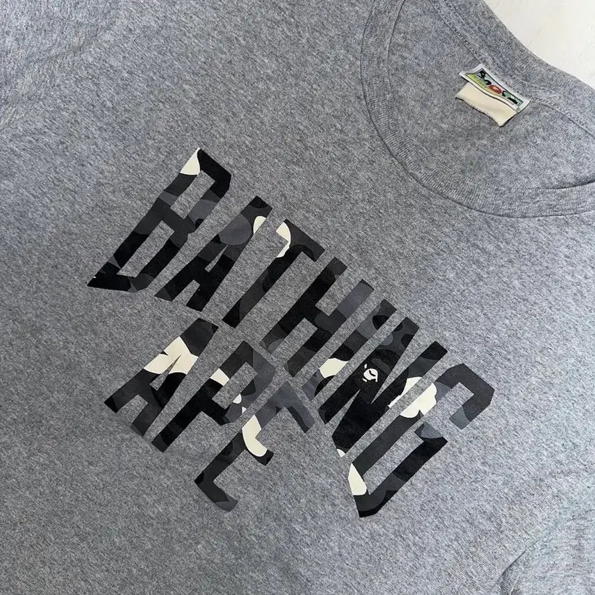 [BUNJANG] BAPE Grey Oversized T-Shirt / 베이프 회색 오버핏 반팔 티셔츠 판매합니다