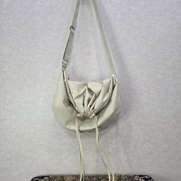 [BUNJANG] Uniqlo U Drawstring Shoulder Bag / 유니클로 U 드로우 스트링 숄더백 UNIQLO U