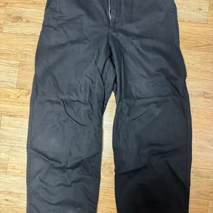 [BUNJANG] Uniqlo Chino Pants Size 88 / 유니클로 치노 팬츠 88 사이즈