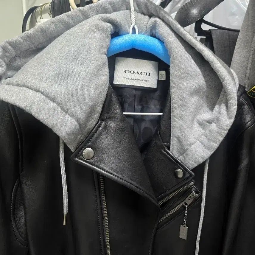 [BUNJANG] Coach Authentic Lambskin & Fabric Hooded Jacket / 코치 정품 양가죽+천모자후드자켓