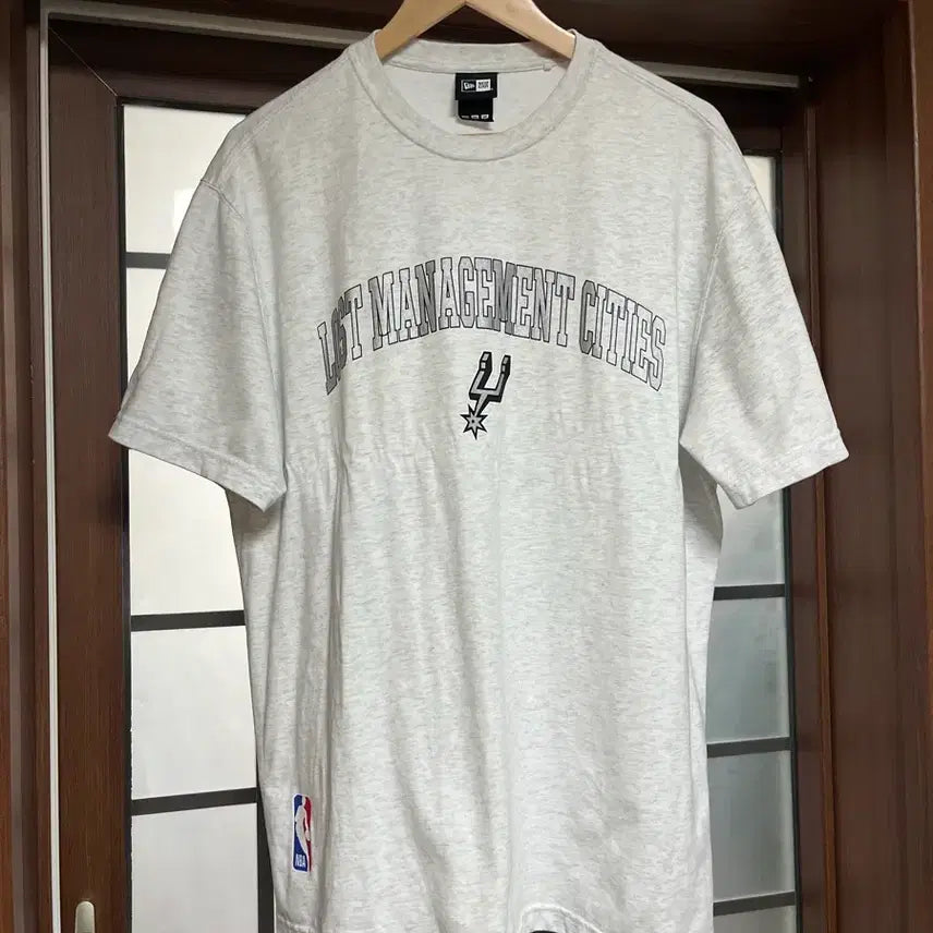 [BUNJANG] LMC x New Era ARCH TEE Header Grey T-Shirt (Size L) / LMC x NEWERA ARCH TEE 헤더 그레이 반팔티