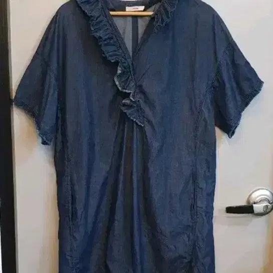 [BUNJANG] System Denim Frill Short-Sleeve Dress / 한섬 시스템 데님 프릴 반팔 원피스입니다. 호칭은 82-94-160입니다