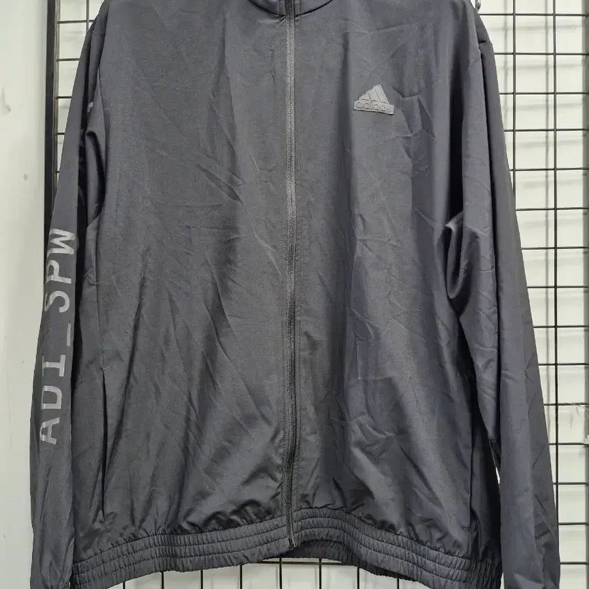 [BUNJANG] Adidas Love Woven Track Windbreaker Jacket / 105XL 아디다스 러브 우븐 트랙 바람막이 자켓.