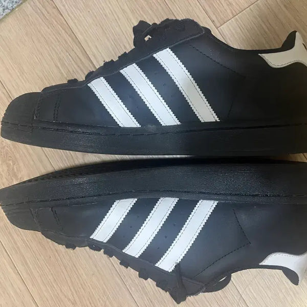 [BUNJANG] Adidas Superstar Black Shoes Size 260 / 아디다스 슈퍼스타 블랙 260 급처
