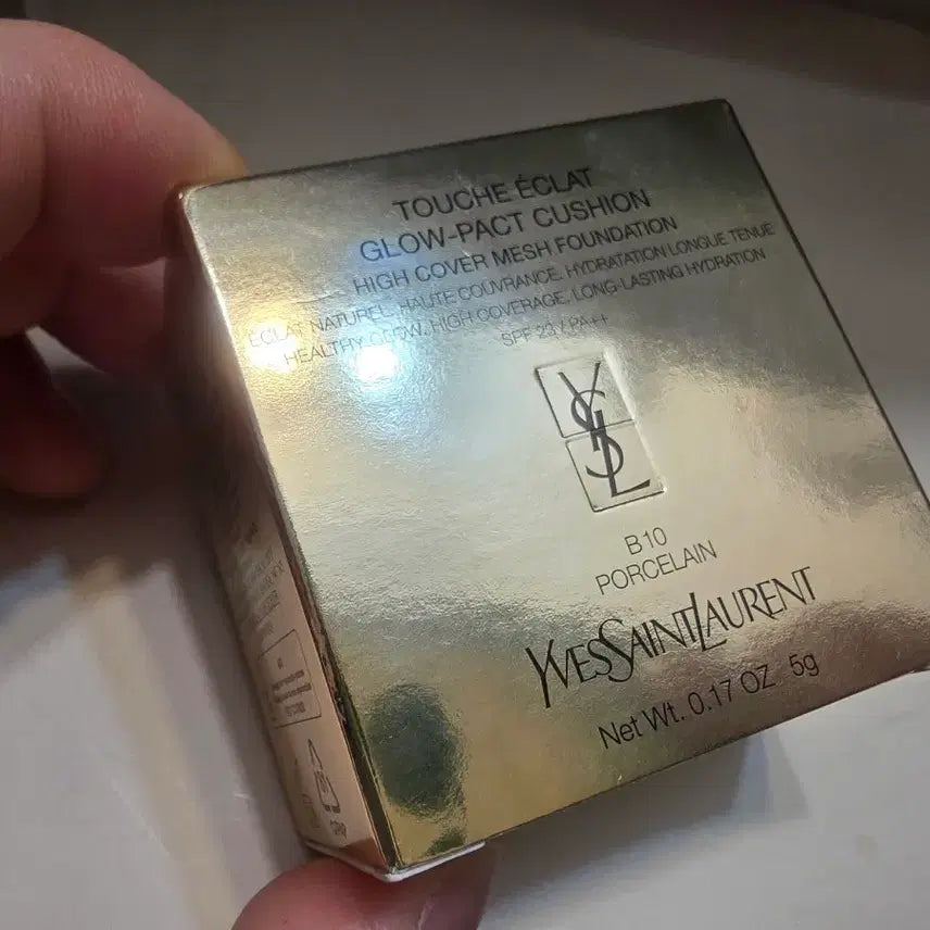 [BUNJANG] Yves Saint Laurent Touche Éclat Glow Cushion SPF 23 PA++ B10 Porcelain 5g / 입생로랑 핑크 미니쿠션 5g