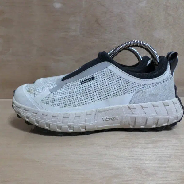 [BUNJANG] Noda Ash Slip-on Sneakers / 후루룩구제2 255 노다 003 애쉬 슬립온 운동화 스니커즈260615