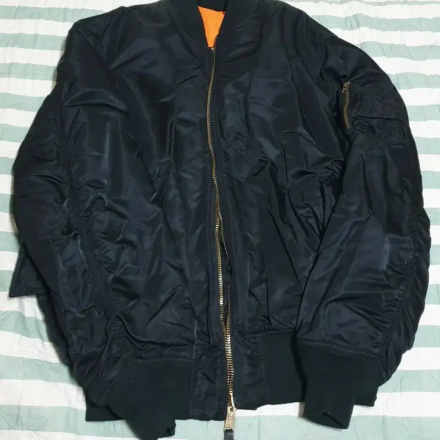 [BUNJANG] Alpha Industries MA-1 Flight Jacket (Size 2XL / US 110-115) / 알파인더스트리 MA-1 항공점퍼 110