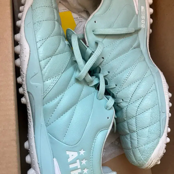 [BUNJANG] Athleta Futsal Shoes Size 260 / 아슬레타 풋살화260 athleta