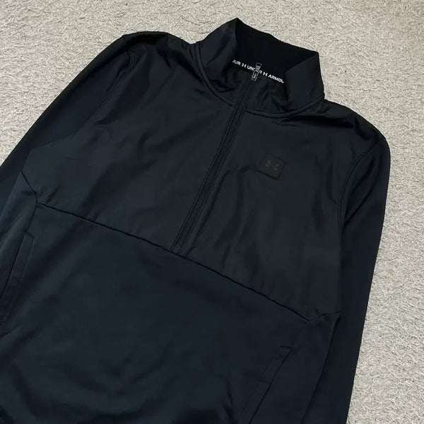[BUNJANG] Under Armour Half-Zip Sweatshirt / [105] 언더아머 반집업맨투맨