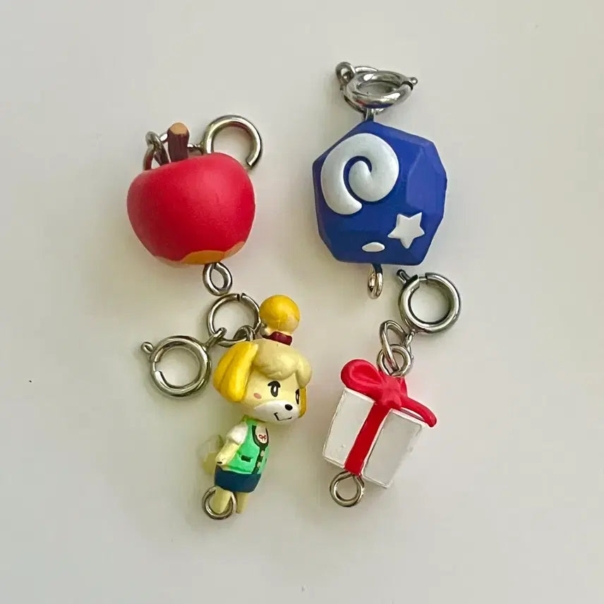 [BUNJANG] Animal Crossing Character Charm Set (4 Types Bundle) / 동물의숲 줄줄이 키링 4종 세트 일괄 판매 모동숲 피규어 쿠지 고전 인형