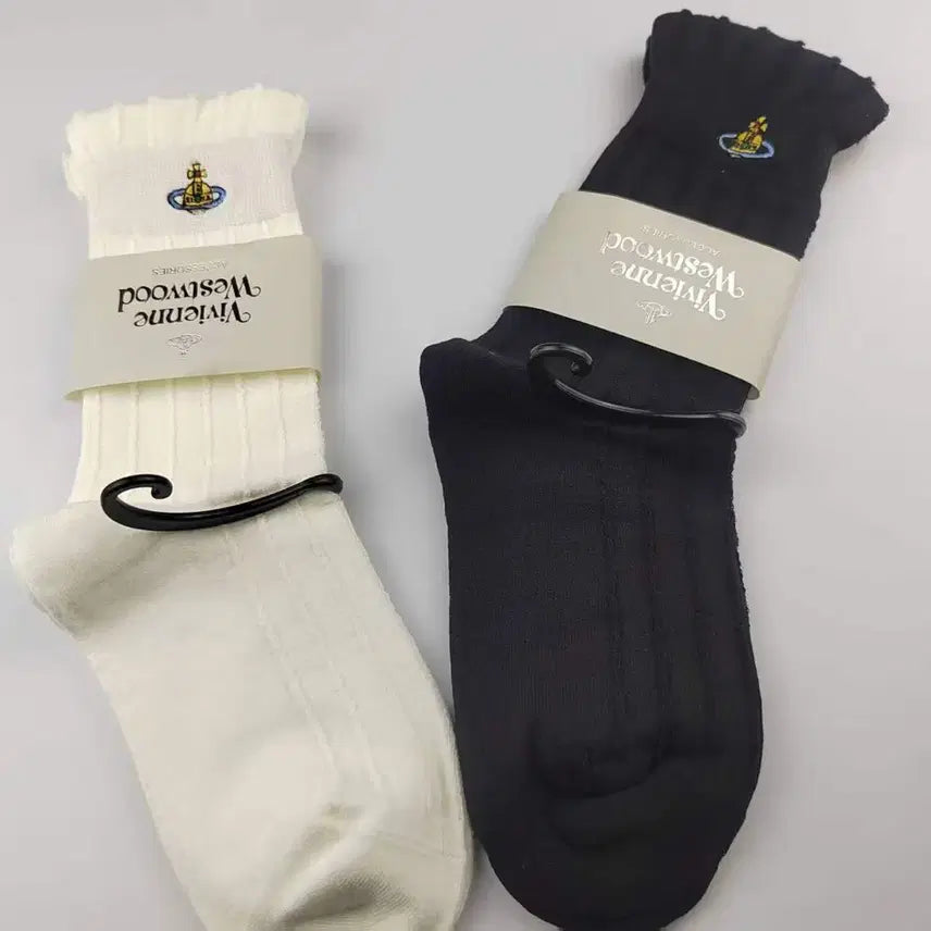 [BUNJANG] Vivienne Westwood Socks (White/Black) - 2 Pair Set / 비비안웨스트우드 양말 화이트/블랙 2켤레 세트