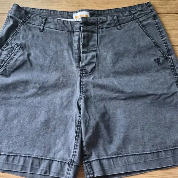 [BUNJANG] Women's Charcoal Stone Wash Denim Shorts / 챠콜 돌청 반바지 여성