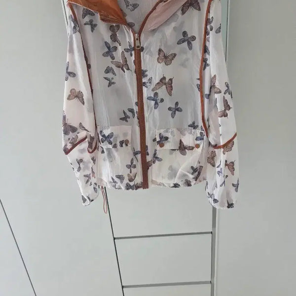[BUNJANG] Butterfly Pattern Hooded Windbreaker Jacket / 나비 패턴 후드 바람막이 자켓