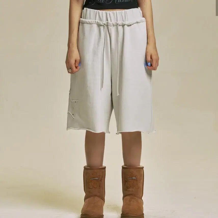 [BUNJANG] GILLAA CHIVE Bermuda Pants / 길라아카이브 버뮤다 팬츠