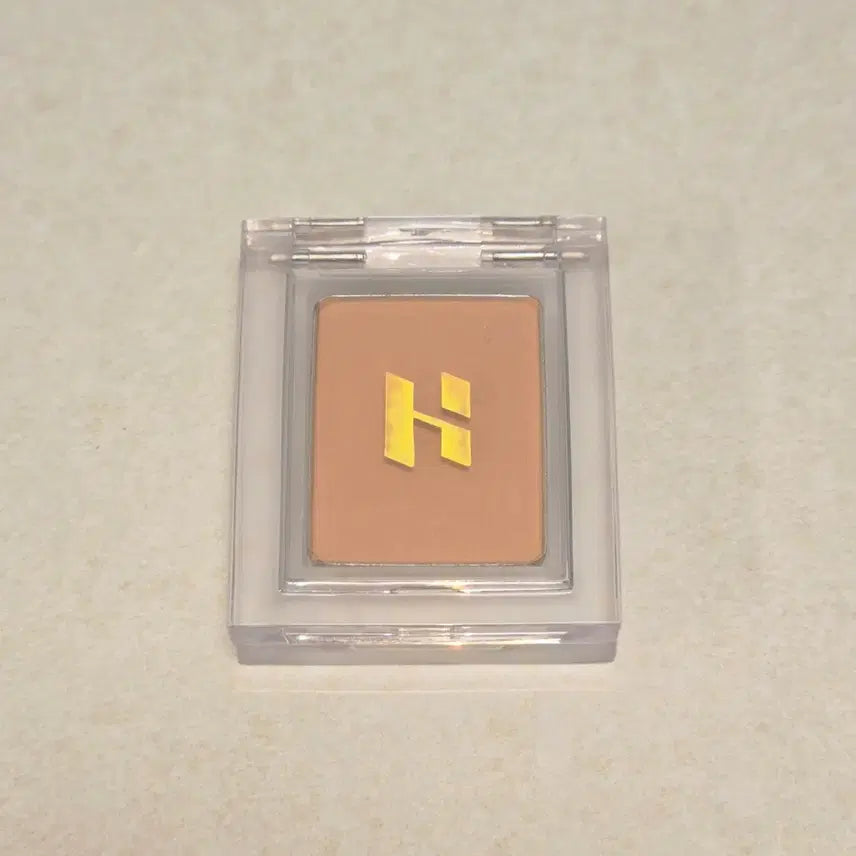 [BUNJANG] Holika Holika My Fave Piece Eyeshadow Bunny / 홀리카홀리카 - 마이페이브 피스 아이섀도우 버니