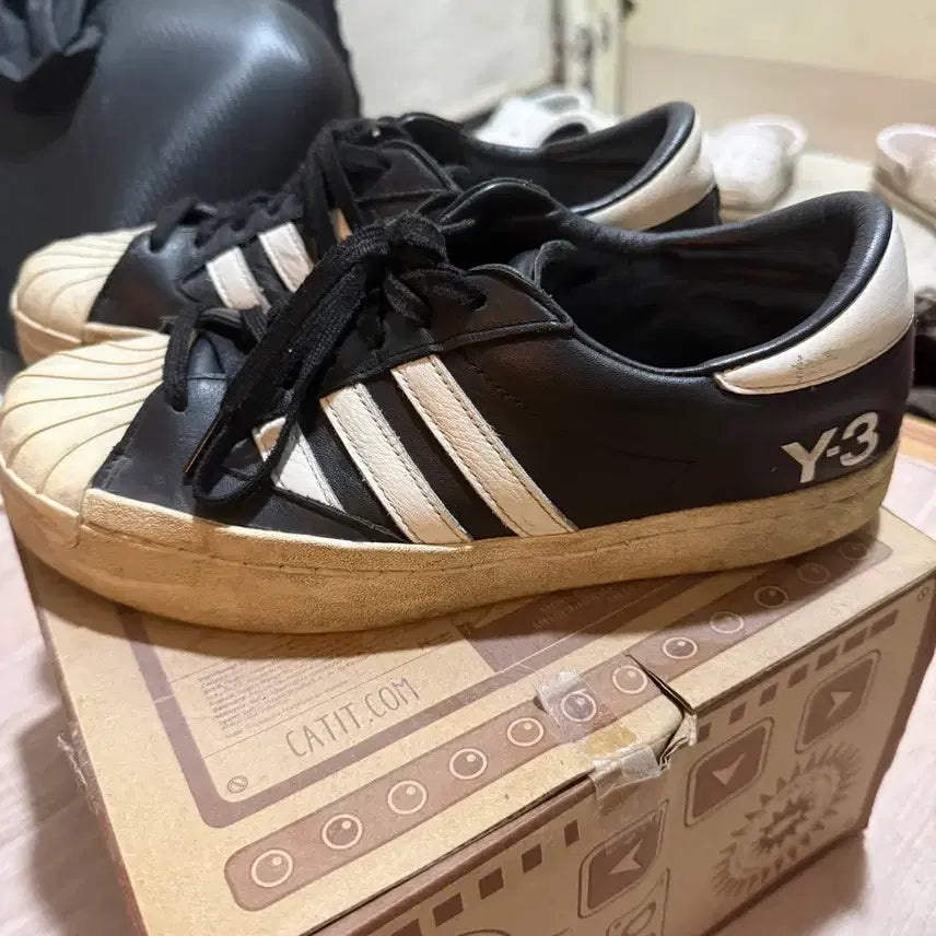 [BUNJANG] Y-3 YS1 255 Sneakers / 요지스타 Y-3 255 황금사이즈 (품절)