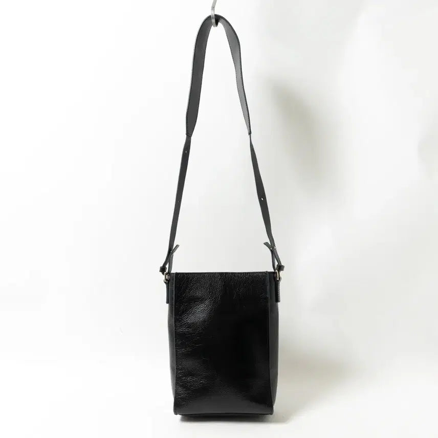 [BUNJANG] Uniqlo +J x Jil Sander Leather Shoulder Bag (Black) / 유니클로 x 질샌더 레더 숄더백 (블랙)