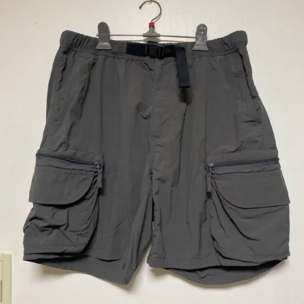 [BUNJANG] GU Utility Cargo Half Pants XL / [GU] 지유 유틸리티 카고 하프팬츠 XL사이즈