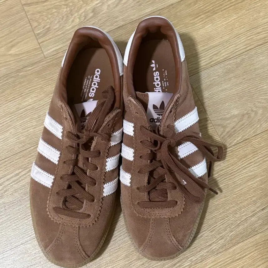 [BUNJANG] Adidas Bermuda Freelove Brown Shoes / 아디다스 버뮤다 프리러브브라운