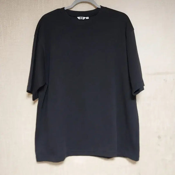 [BUNJANG] Uniqlo Airism Black Short Sleeve T-Shirt 110 / 유니클로/110) 에어리즘 블랙 반팔티
