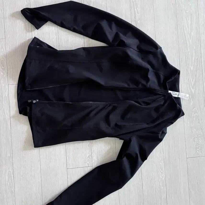[BUNJANG] Xexymix Gel Line Tension Slim Fit Zip-up / 젝시믹스 젤라인텐션 슬림핏 집업