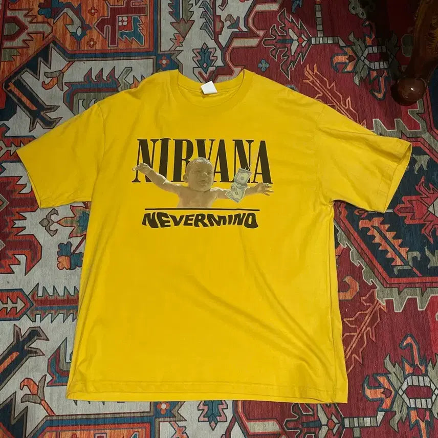 [BUNJANG] Nirvana Nevermind Graphic T-Shirt Yellow XL / 너바나 Nevermind 그래픽 반팔 티셔츠 옐로우 XL