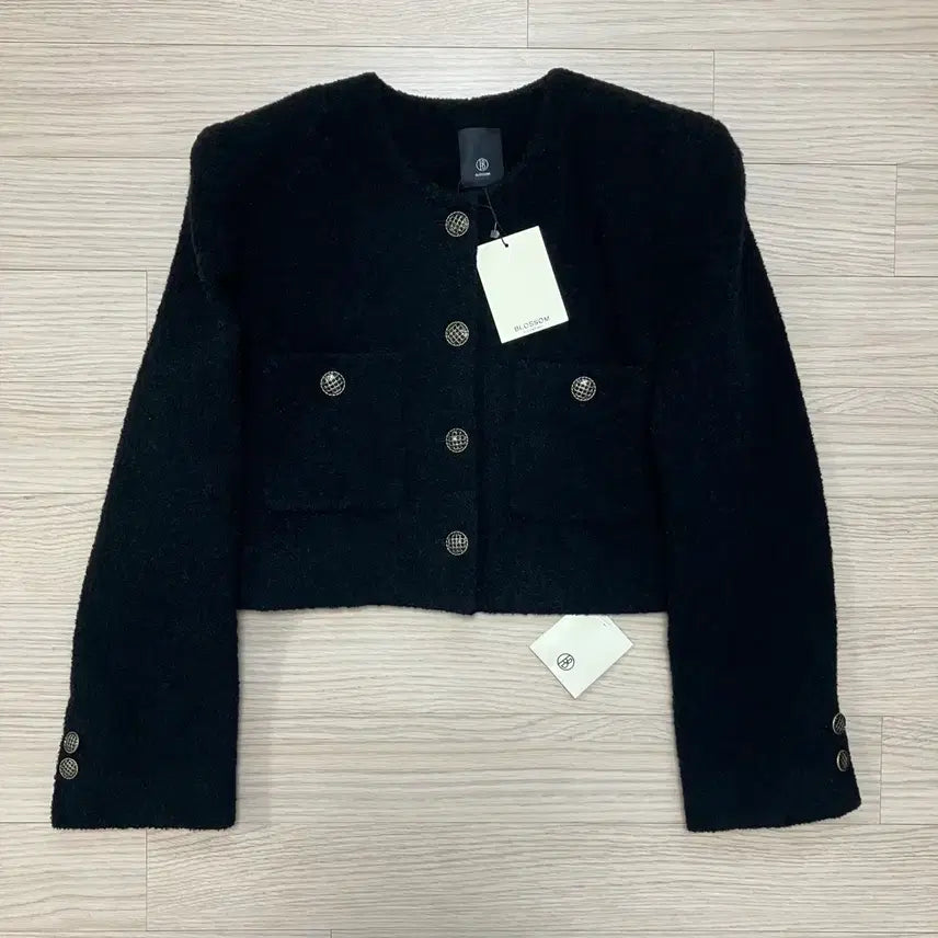 [BUNJANG] Blossom Mer Pocket Tweed Jacket Black Nayeon / [새상품] Blossom 블로썸 멀 포켓 트위드 자켓 블랙 이나연