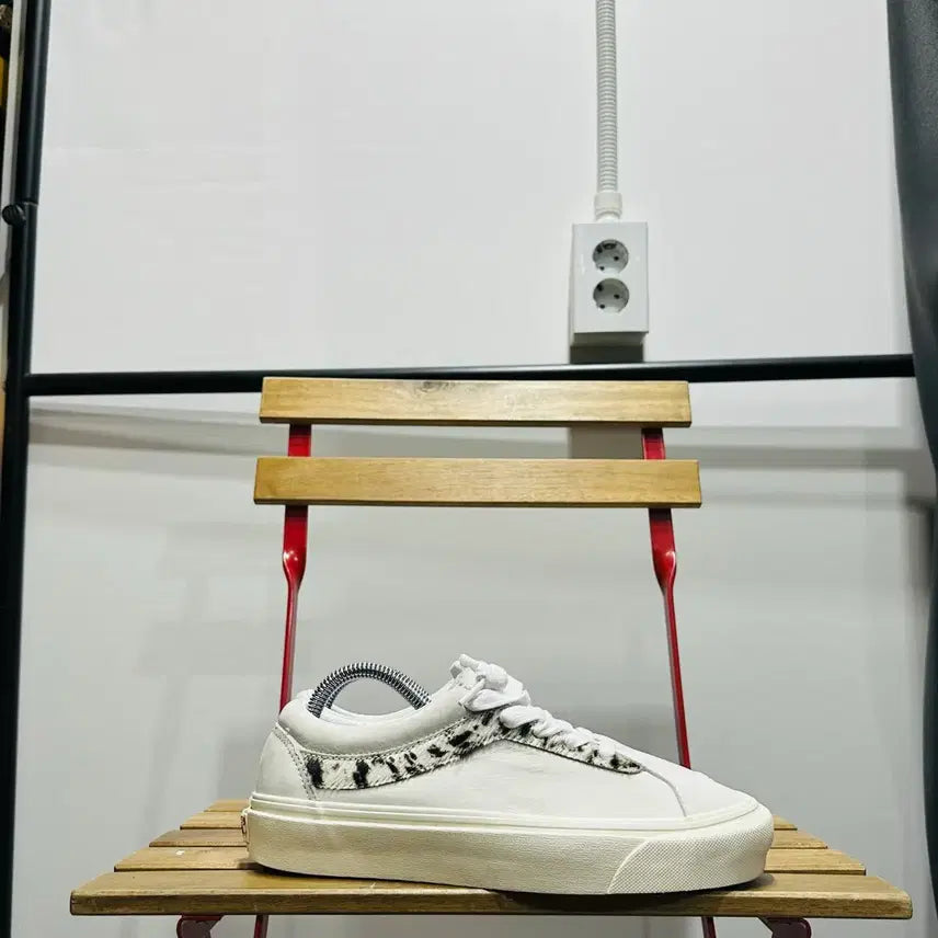 [BUNJANG] Vans Bold Pony Hair Sneakers / 240) 반스 스니커즈 여성 여자 신발 볼드 포니 헤어