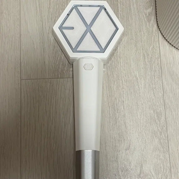 [BUNJANG] EXO Official Light Stick / 엑소 응원봉