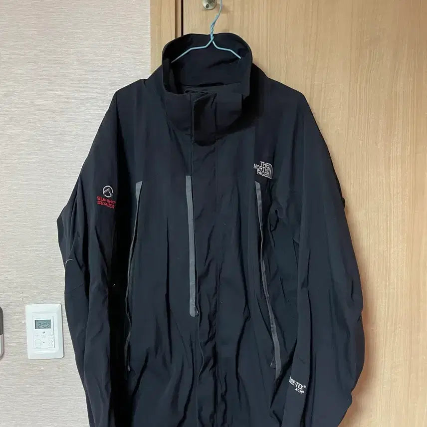 [BUNJANG] The North Face Summit Series Gore-Tex Jacket Black / 노스페이스 서밋 시리즈 고어텍스 자켓 블랙