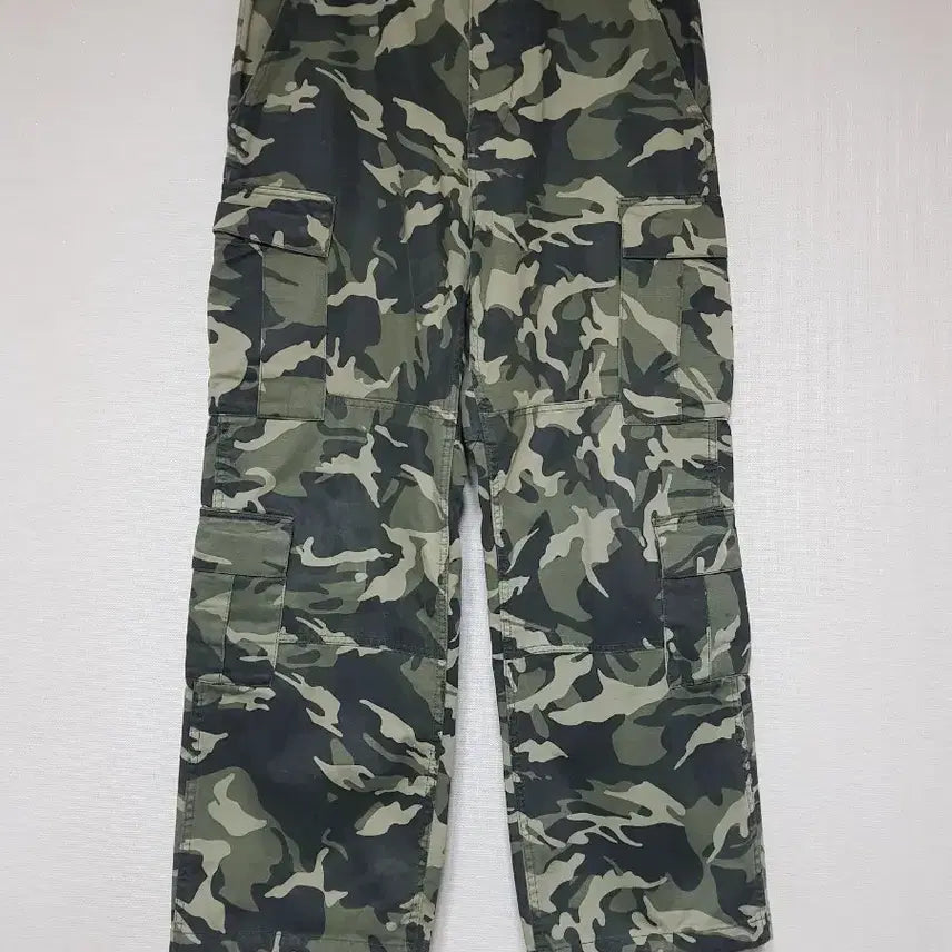 [BUNJANG] Supreme 23SS Cargo Pants Olive Camo / 슈프림 카고 팬츠 올리브 카모 23SS