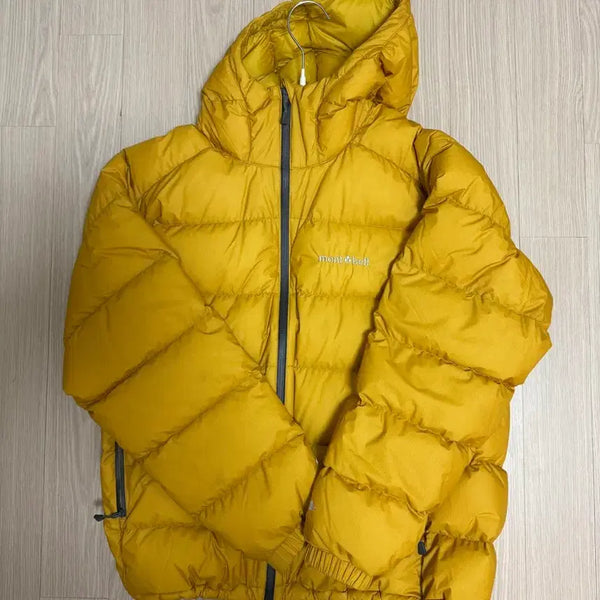 [BUNJANG] Montbell Permafrost Lightweight Down Jacket Yellow (L-R) / 몽벨 퍼마프로스트 경량패딩 옐로우 (L-R)