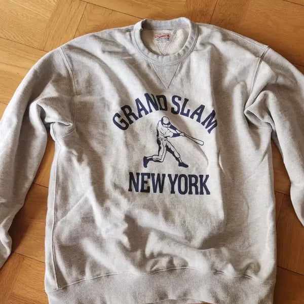 [BUNJANG] Outstanding V.S.C Sweatshirt L New / 아웃스탠딩 v.s.c 맨투맨 L 새상품