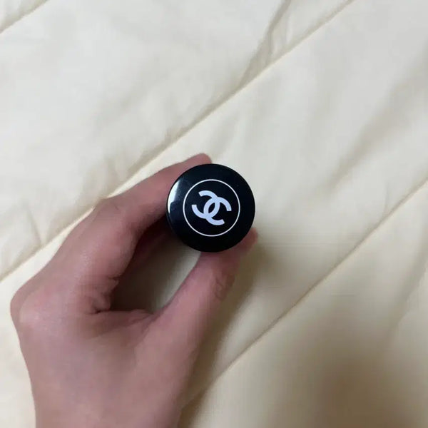[BUNJANG] Chanel Baume Essentiel Glow Stick Transparent / 샤넬 바움 에쌍씨엘 글로우 스틱 트렌스페어런트