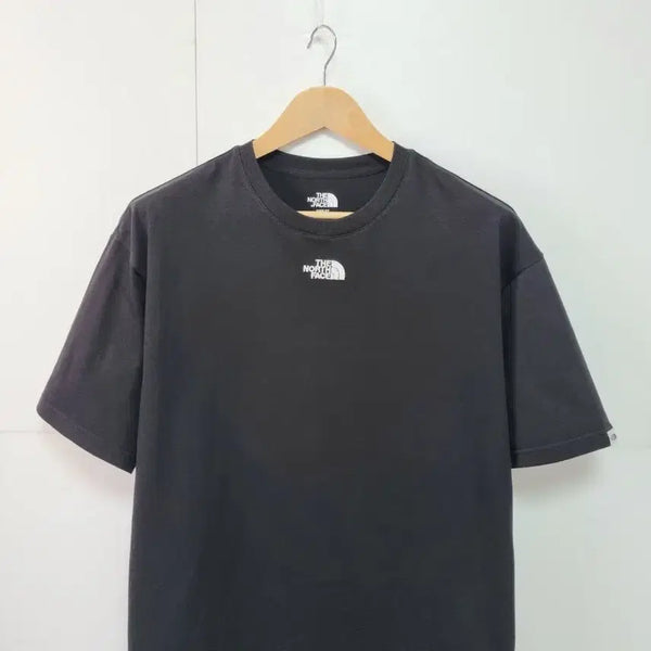 [BUNJANG] The North Face White Label Men's Oversized Black Cotton-Poly Blend T-Shirt / 남성 오버핏 노스페이스 화이트라벨 검정 박스티 반팔 라운드 티 티셔츠