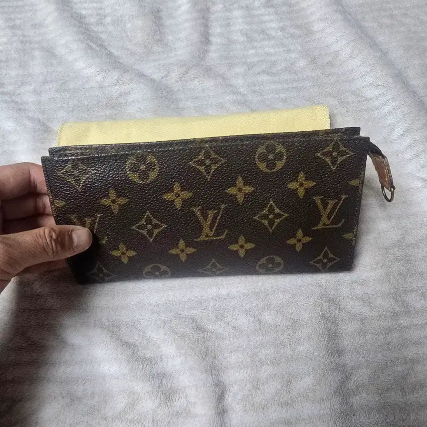 [BUNJANG] Louis Vuitton Monogram Pouch Toilet 19 / (정품) 루이비통 모노그램 부속 파우치 토일렛 19급