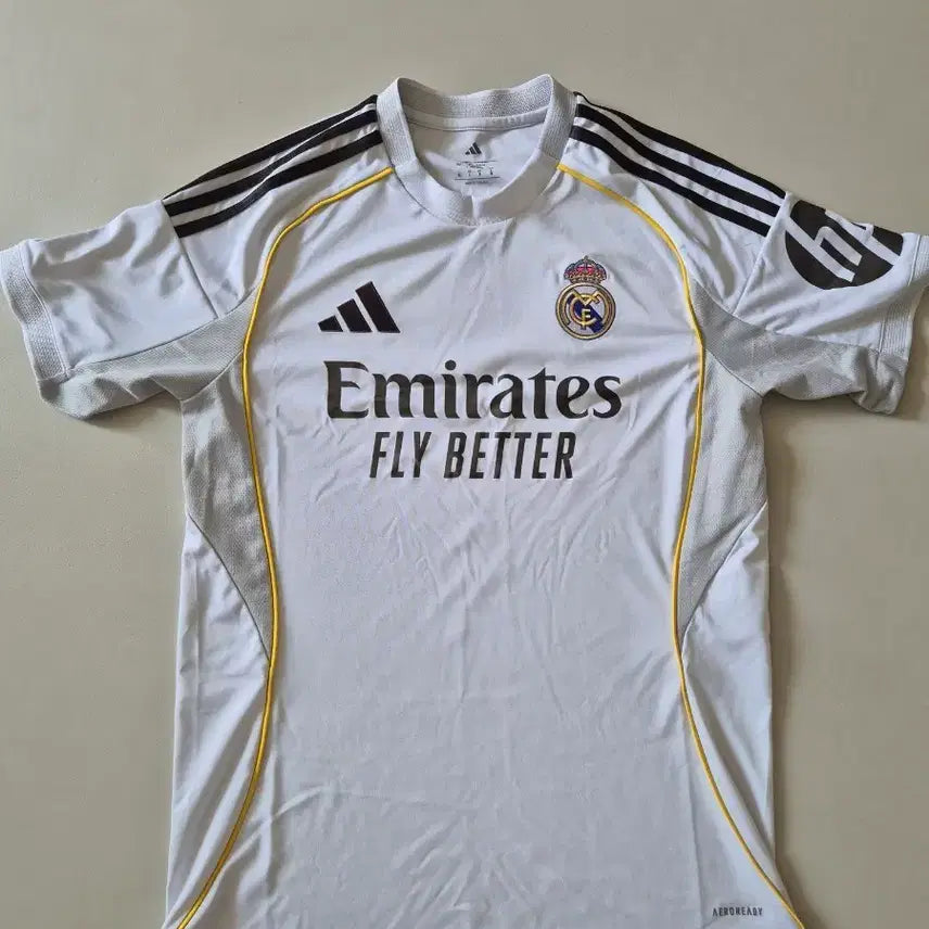 [BUNJANG] Real Madrid 2023 Season Short Sleeve Jersey (L) / 레알마드리드 반팔 L