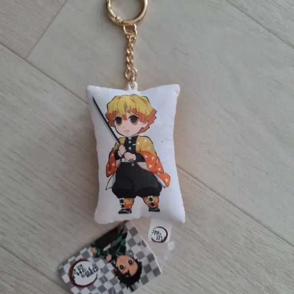 [BUNJANG] Demon Slayer Zenitsu Keyring (New) / (새상품)귀멸의 칼날 젠이츠 키링