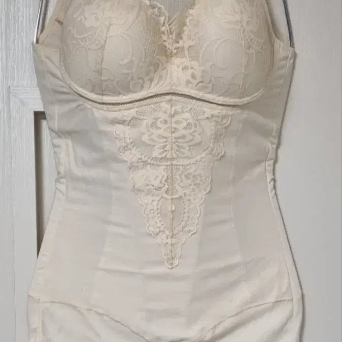 [BUNJANG] Vivian Shaper Panty Set Ivory M / 비비안 쉐이퍼 팬티 세트 아이보리 M