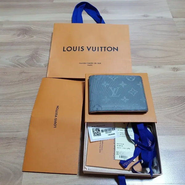 [BUNJANG] Louis Vuitton Titanium Multiple Wallet Bifold Wallet / 루이비통 티타늄 멀티플월릿 반지갑