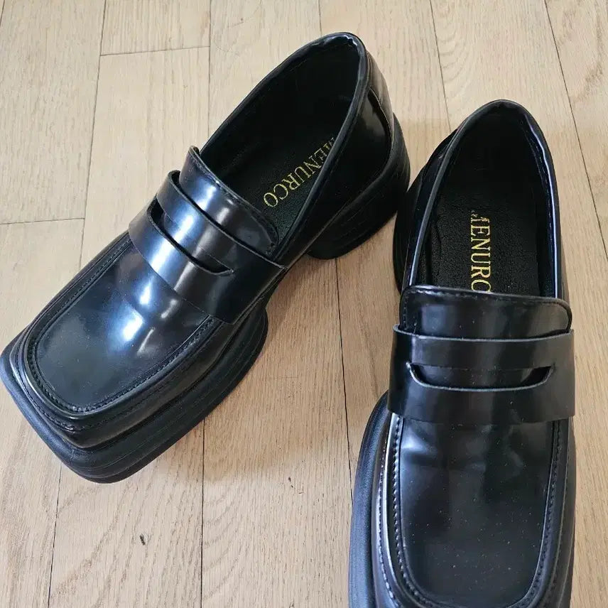 [BUNJANG] Women's Platform Loafers (Size 35) / 여성//통굽//블랙구두//합피//택35