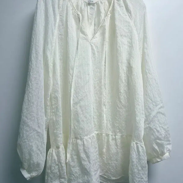 [BUNJANG] Oohah Ruffle Blouse Ivory / 오브오브 러플 블라우스