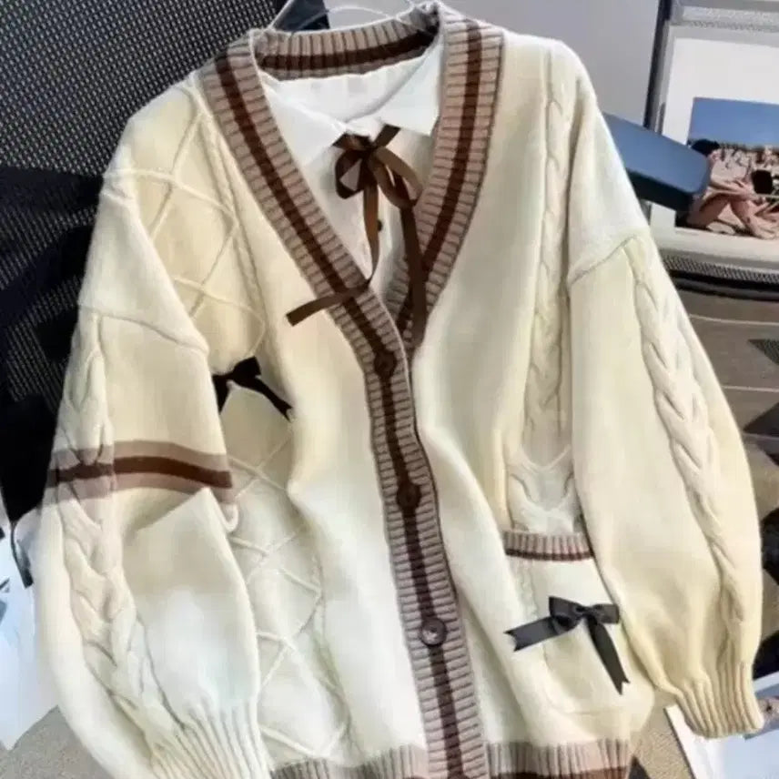 [BUNJANG] Y2K Knit Cardigan Outerwear / y2k 니트 가디건 여성 의상 겉옷 로리타