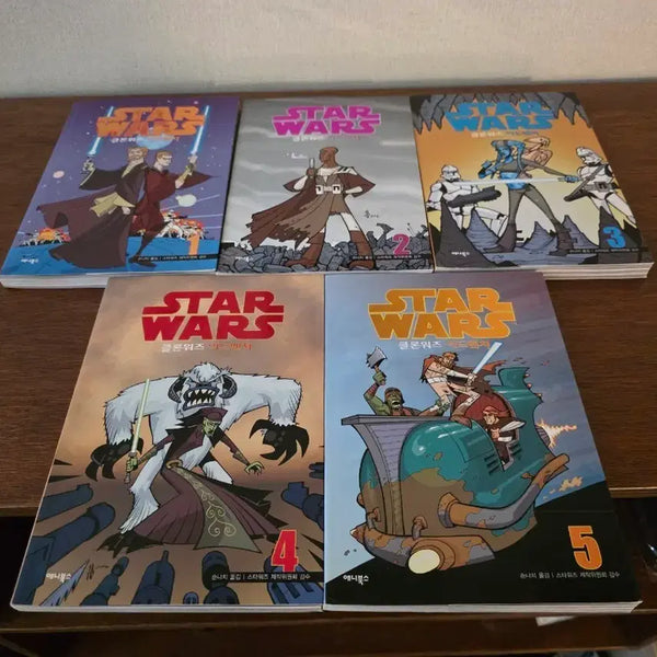 [BUNJANG] Star Wars: The Clone Wars Graphic Novel & Art Book Bundle (Out of Print) / 스타워즈 클론전쟁,그래픽노블,아트북 절판 도서 묶음 전체 팝니다
