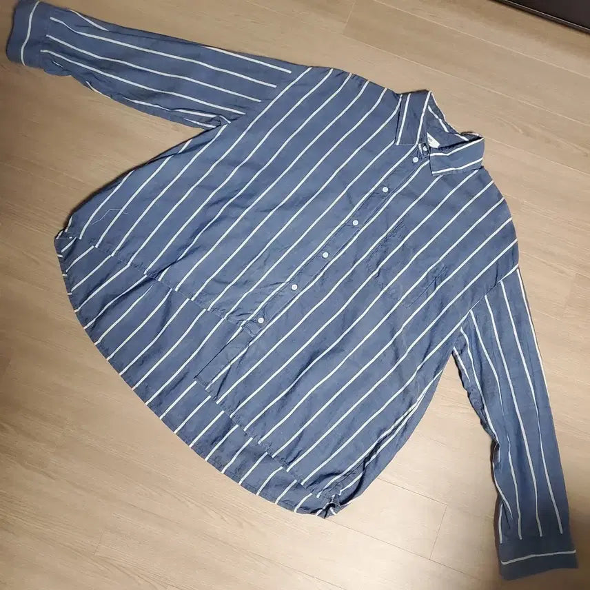 [BUNJANG] Studio Tomboy Oversized Stripe Shirt / 스튜디오톰보이 오버핏 스트라이프 셔츠  free